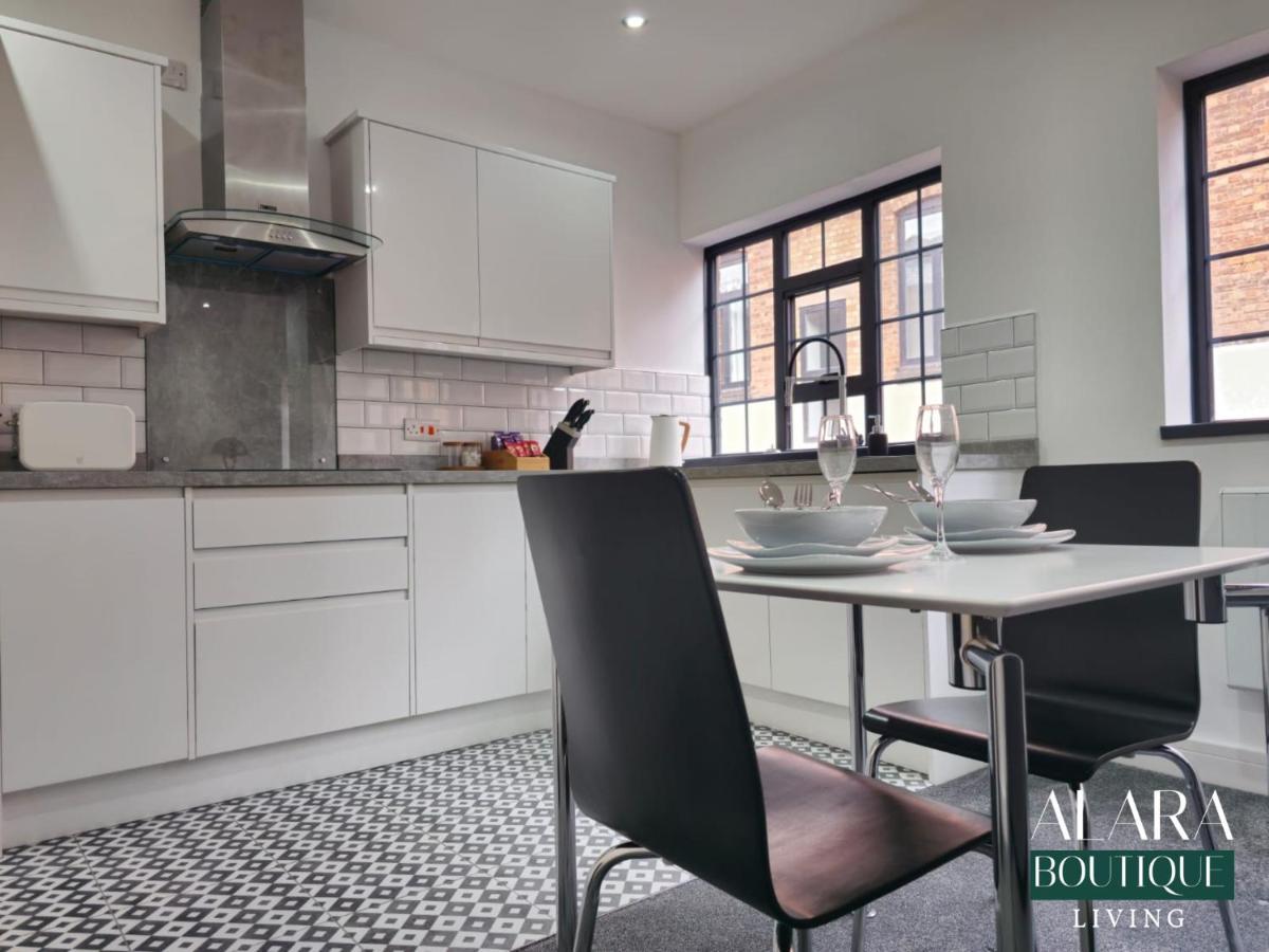 Апартаменты 3 Floor Townhouse Luxury Living Alara Boutique Бирмингем Экстерьер фото