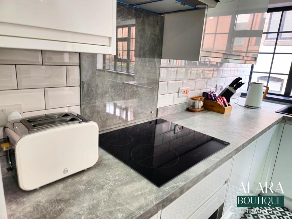 Апартаменты 3 Floor Townhouse Luxury Living Alara Boutique Бирмингем Экстерьер фото