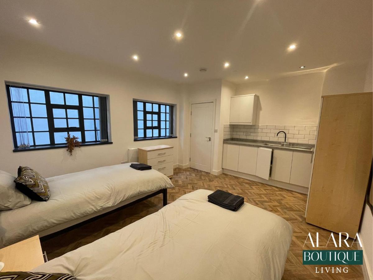 Апартаменты 3 Floor Townhouse Luxury Living Alara Boutique Бирмингем Экстерьер фото