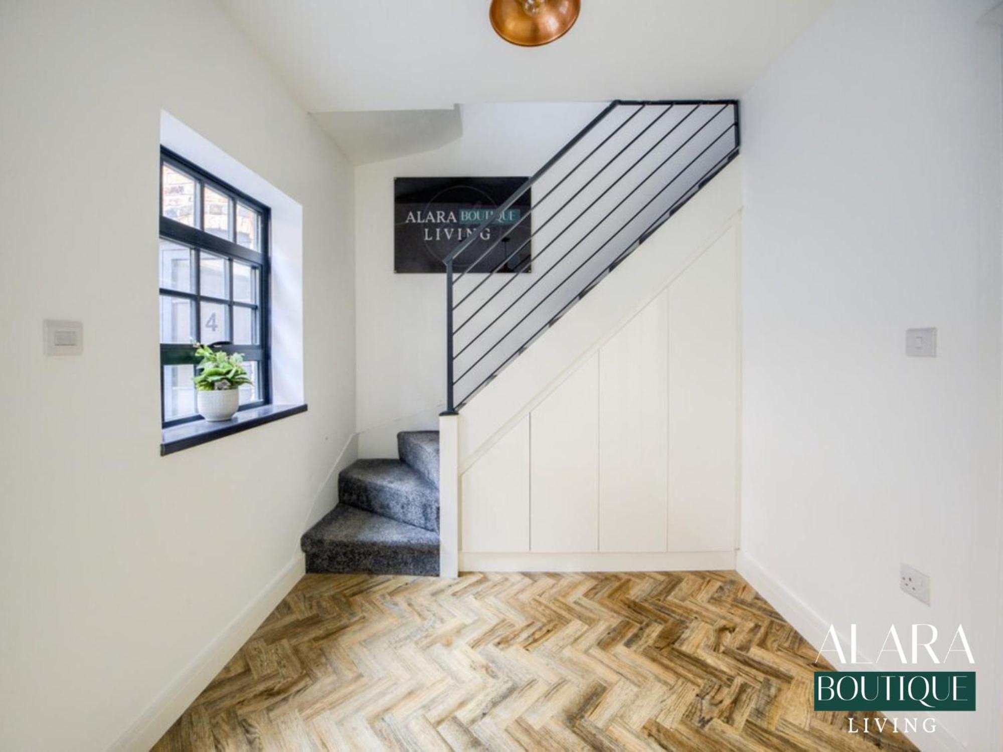 Апартаменты 3 Floor Townhouse Luxury Living Alara Boutique Бирмингем Экстерьер фото