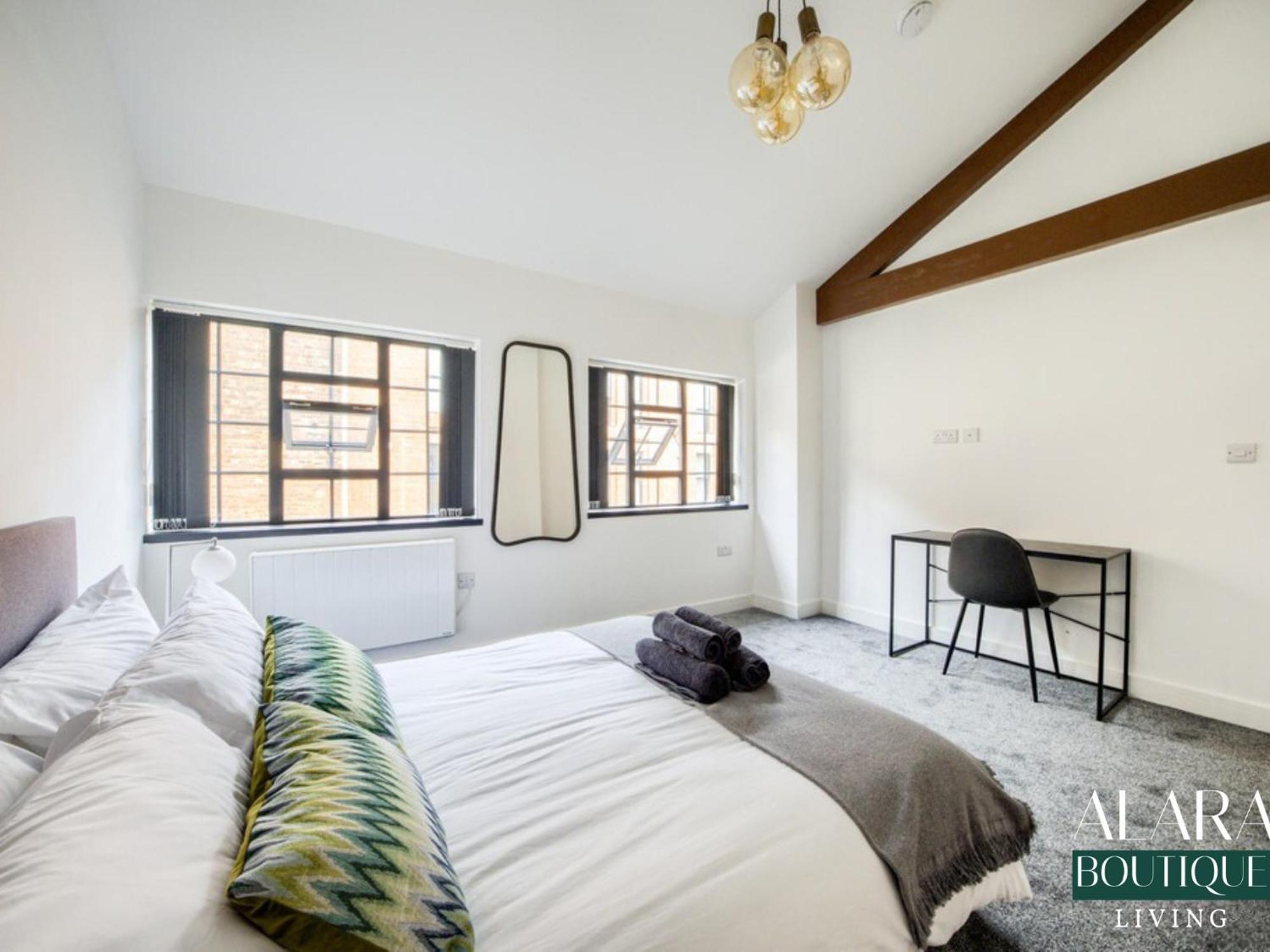Апартаменты 3 Floor Townhouse Luxury Living Alara Boutique Бирмингем Экстерьер фото